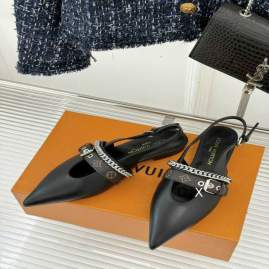 Picture of Louis Vuitton Shoes _SKULVsz35-40JX060112336